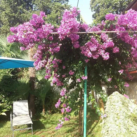 Lara - Private Parking&garden Apartamento