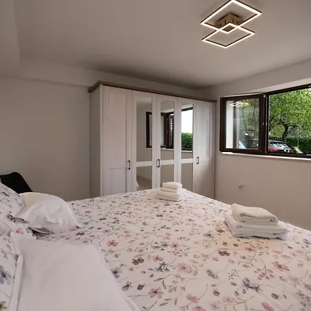 Apartamento Lara - Private Parking&garden *