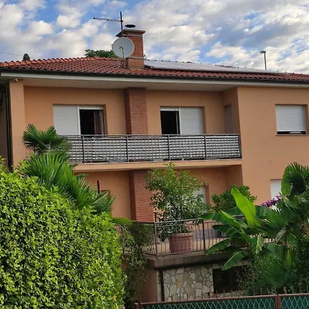 Lara - Private Parking&garden Apartamento