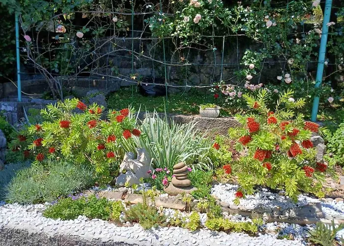 Lara - Private Parking And Garden * Kovacic