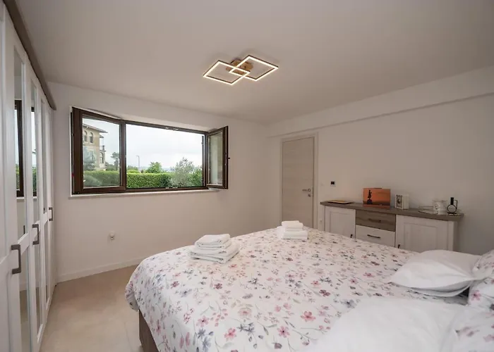 Lara - Private Parking And Garden 아파트